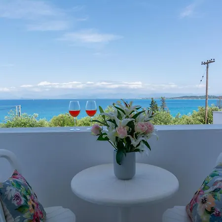 アパートホテル Corfu Aquamarine